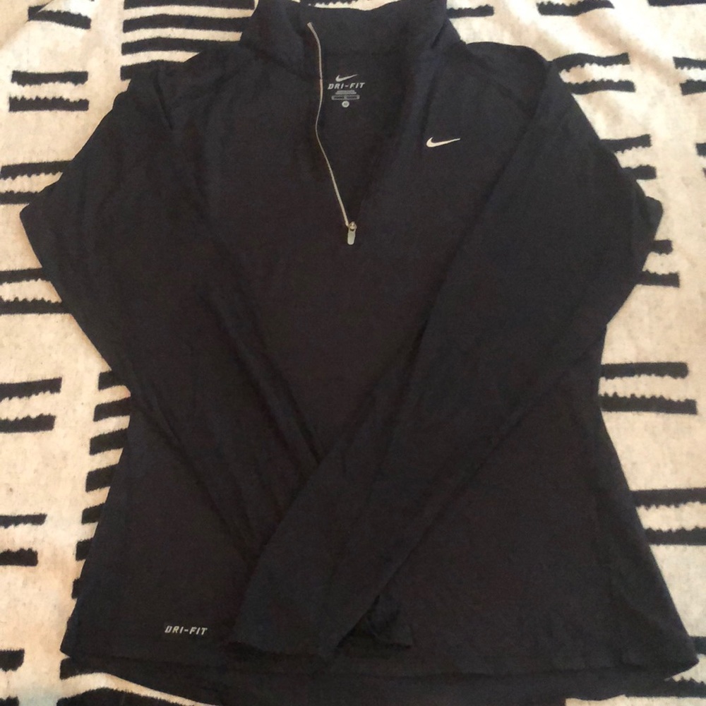 Nike pullover